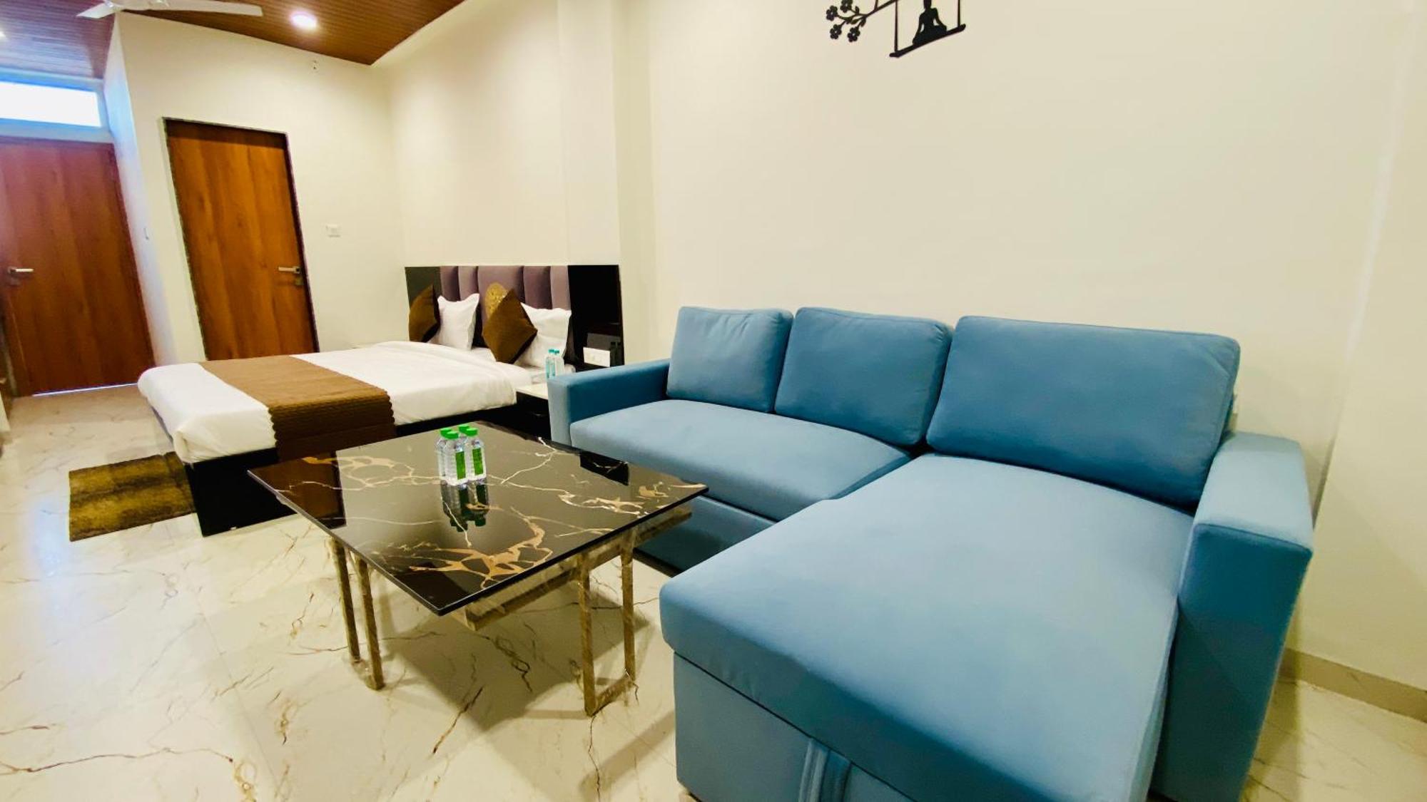 Apartment 10 Parallel Indore