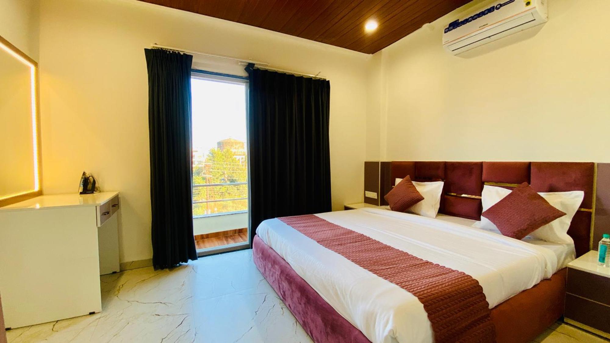 10 Parallel Indore